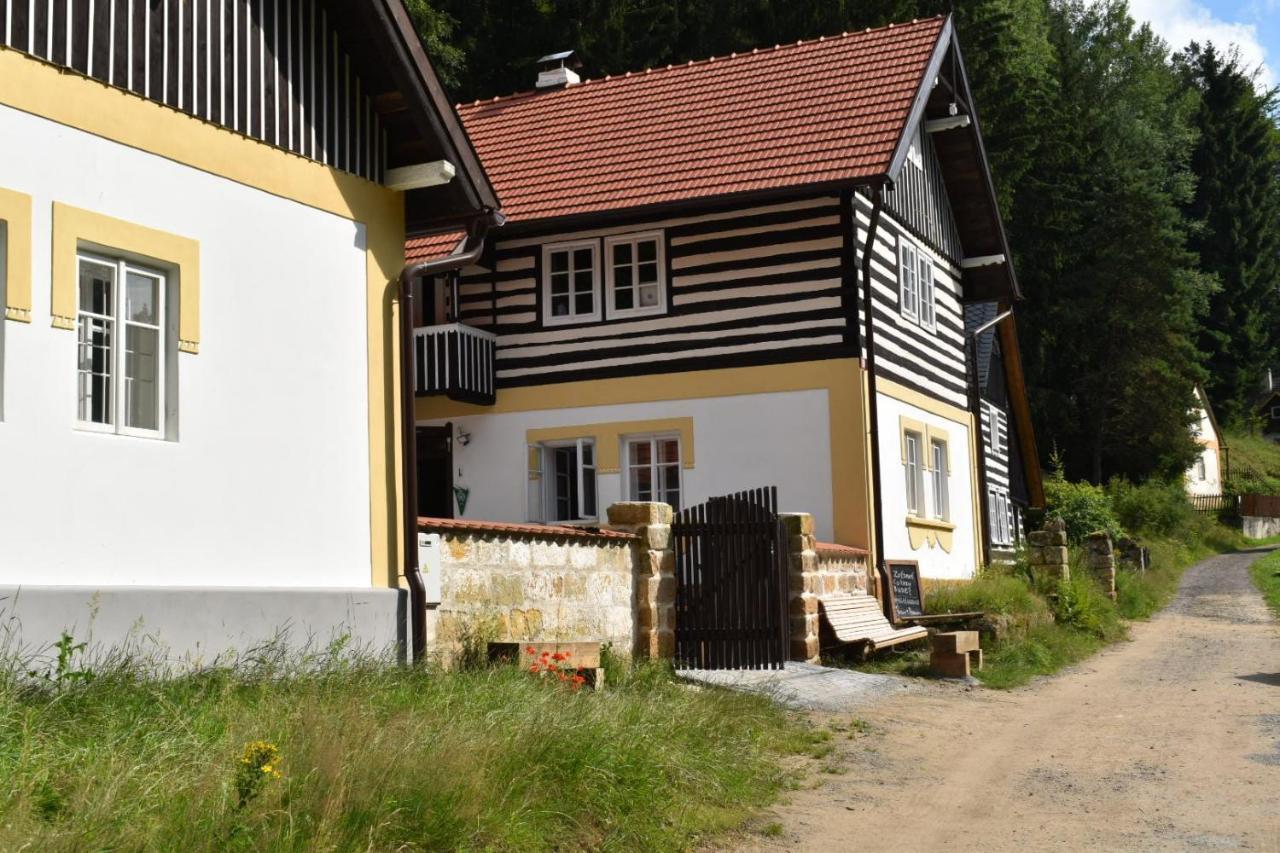 Leśni Chalupa Hlucov Kokorin Zewnętrze zdjęcie